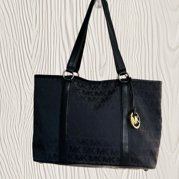Michael Kors Handbags - Michael Kors Black Monogram Tote